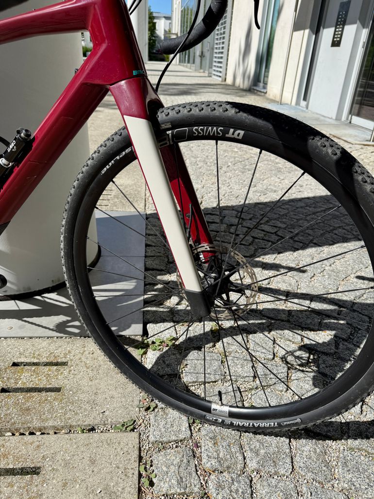 Used BMC URS FOUR 2020 2020 Road & Gravel, Red — image 8 of 8