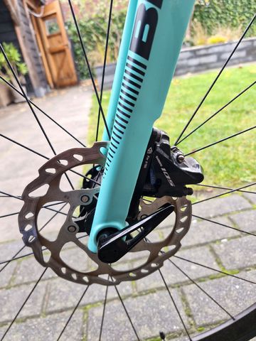 Used Bianchi Oltre Shimano 105 2019 Road & Gravel, Black — image 12 of 16