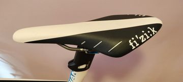 Used Giant TCR Advanced SL 1 2017 2017 Road & Gravel, White — image 4 of 10