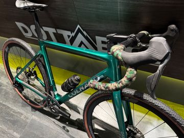 Used Colnago G4X 2025 Road & Gravel, Green — image 4 of 4