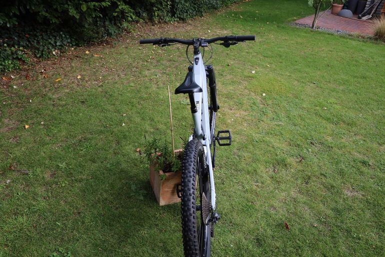 Used Canyon Neuron:ON 6 2022 2022 Mountainbike, Weiß — image 13 of 14