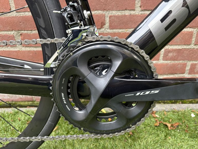 Used Bianchi 105 Disc 2022 Road & Gravel, Black — image 11 of 12