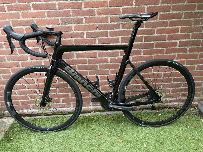 Used Bianchi 105 Disc 2022 Road & Gravel, Black — image 12 of 12