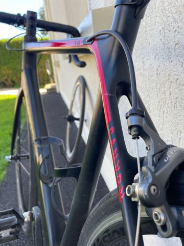 Used Canyon Ultimate CF SL 8.0 Di2 2019 2019 Road & Gravel, Black — image 6 of 6