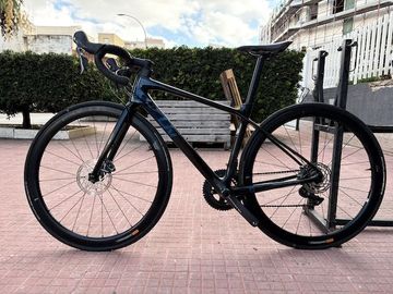 Used Giant Langma 2020 Road & Gravel, Black — image 3 of 6