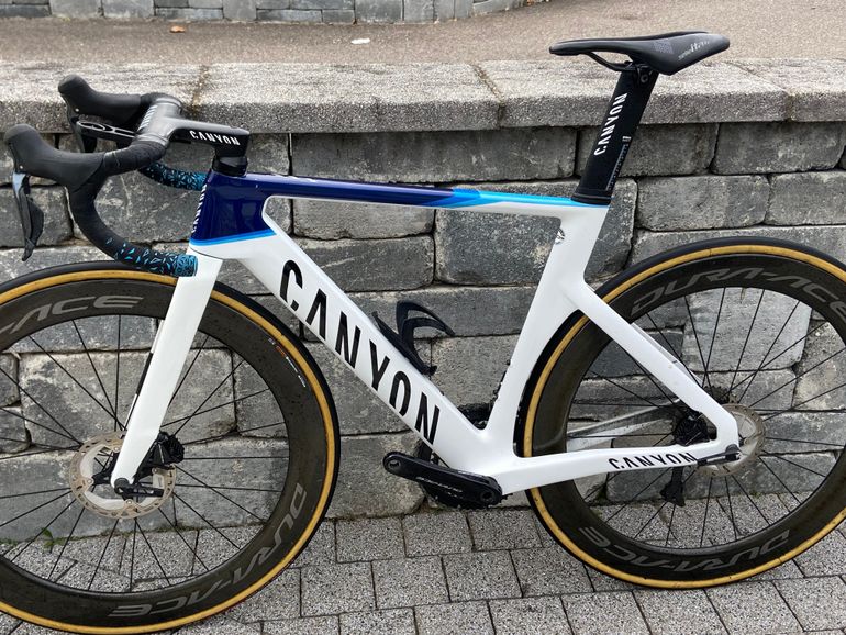 Used Canyon Aeroad CFR Disc Di2 2021 2021 Road & Gravel, White — image 4 of 4