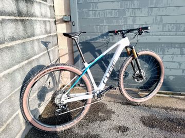Used Cube C68 X Team 2025 Mountainbike, Blue — image 1 of 10