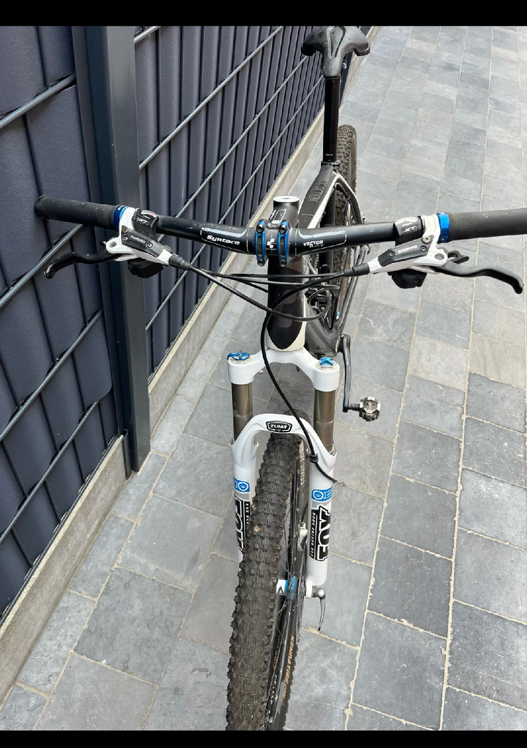 Used CUBE Reaction Gtc Pro 2013 Mountainbike, Black — image 2 of 5