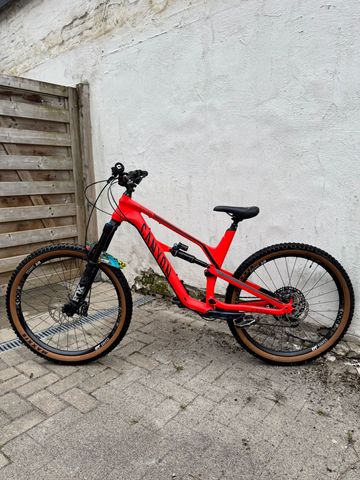 Used Canyon Spectral AL 6.0 2020 2020 Mountainbike, Red, 27.5 — image 4 of 16