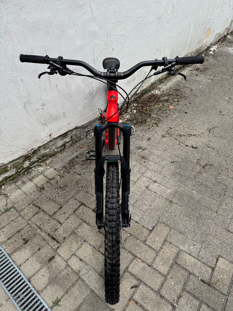 Used Canyon Spectral AL 6.0 2020 2020 Mountainbike, Red, 27.5 — image 5 of 16