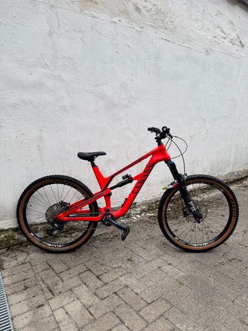 Used Canyon Spectral AL 6.0 2020 2020 Mountainbike, Red, 27.5 — image 3 of 16