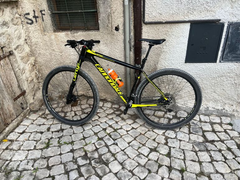 Used Cannondale Fsi Carbon 2019 Mountainbike, Black — image 2 of 4