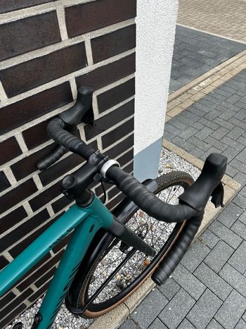 Used Canyon Grail 7 eTap 2022 2022 Road & Gravel, Green — image 6 of 7