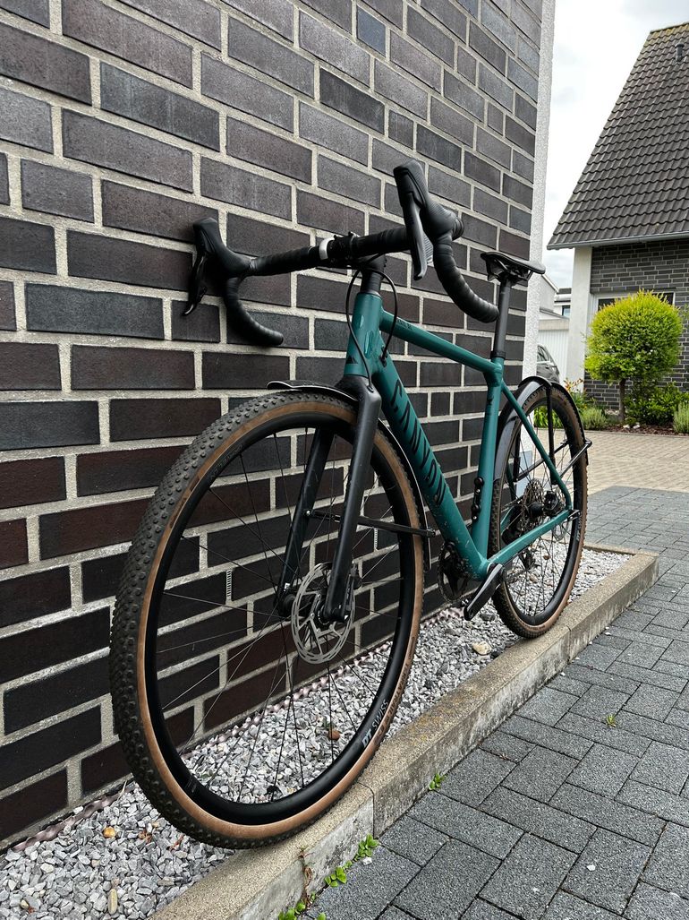 Used Canyon Grail 7 eTap 2022 2022 Road & Gravel, Green — image 4 of 7