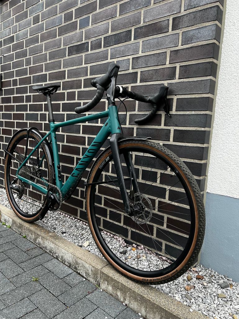 Used Canyon Grail 7 eTap 2022 2022 Road & Gravel, Green — image 5 of 7