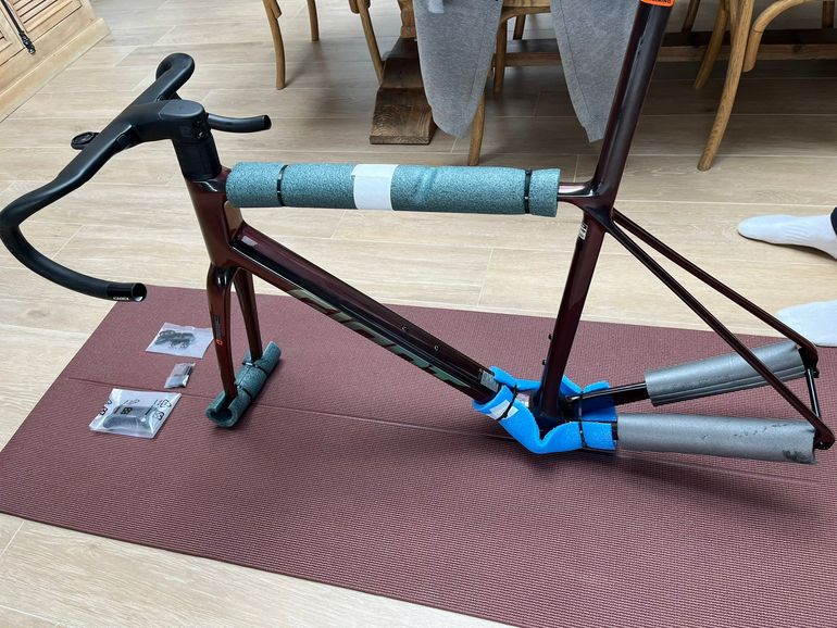 Used Giant TCR Advanced SL 0 DA 2025 Frameset 2025 Road & Gravel, Black — image 7 of 7