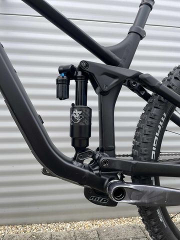 Used CUBE STEREO ONE77, PRO 29 2022 2022 Mountainbike, Black, 29 — image 5 of 17