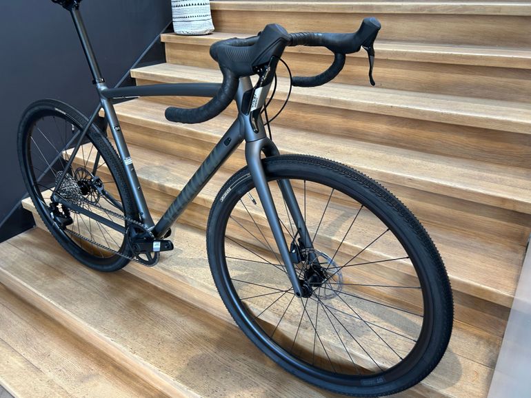 Used Specialized Crux DSW Comp 2025 2025 Road & Gravel, Light Gray — image 2 of 3