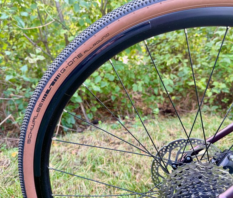 Gebrauchtes CUBE NUROAD RACE 2025 2025 Road & Gravel, Violett — Bild 6 von 8