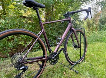 Gebrauchtes CUBE NUROAD RACE 2025 2025 Road & Gravel, Violett — Bild 3 von 8