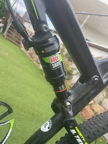 Used Merida NINETY-SIX TEAM 2017 2017 Mountainbike, Black, 29 — image 8 of 13