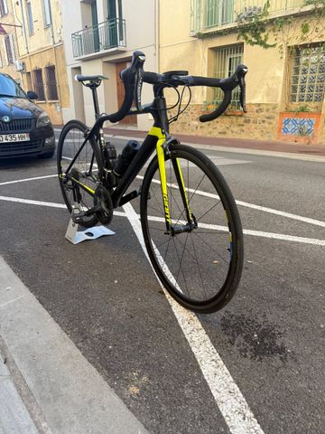 Used Giant TCR Advanced Pro 1 2016 2016 Road & Gravel, Black — image 1 of 3