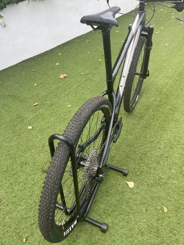 Used Giant Xtc Shimano Deore 2021 Mountainbike, Black — image 12 of 12