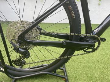 Used Giant Xtc Shimano Deore 2021 Mountainbike, Black — image 3 of 12