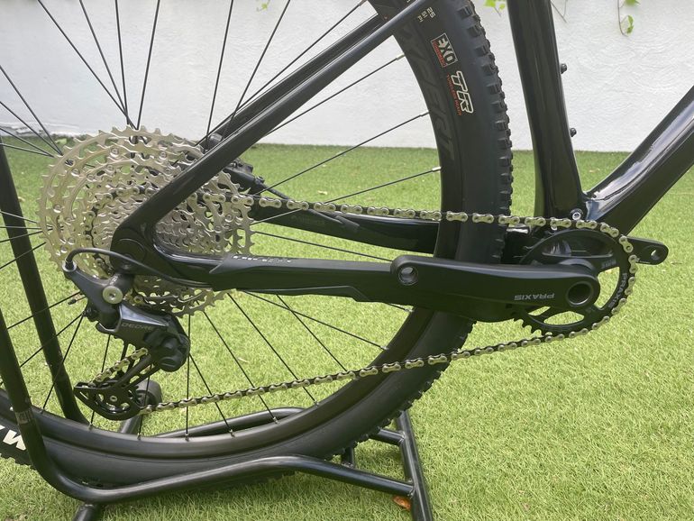 Used Giant Xtc Shimano Deore 2021 Mountainbike, Black — image 3 of 12
