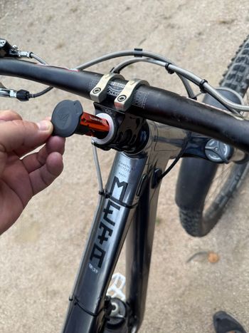 Used Commencal Meta TR 29 2021 Mountainbike, Light Gray — image 4 of 7