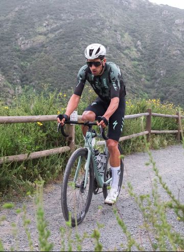 Used Specialized Roubaix Pro 2023 2023 Road & Gravel, Green — image 3 of 4