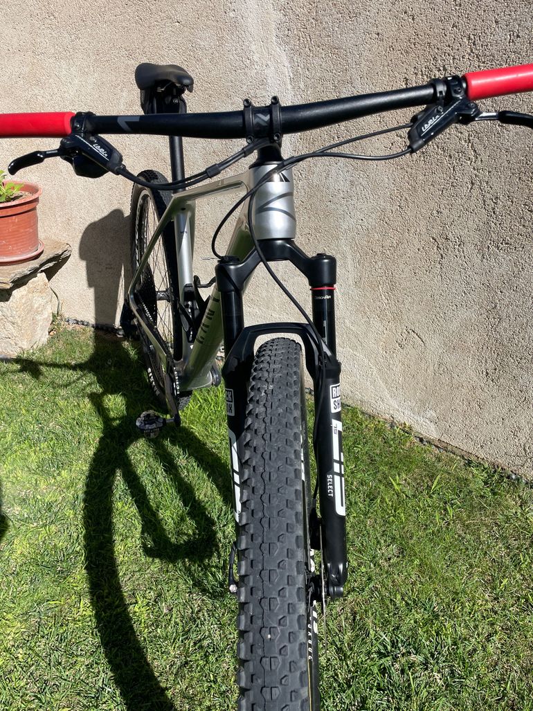 Used Canyon Exceed CF 7 2022 2022 Mountainbike, Light Gray, 29 — image 8 of 11