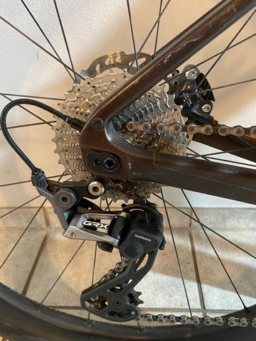 Used Giant Revolt, Advanced 0 2022 2022 Road & Gravel, Black — image 4 of 7