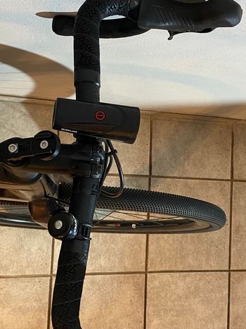 Used Giant Revolt, Advanced 0 2022 2022 Road & Gravel, Black — image 6 of 7