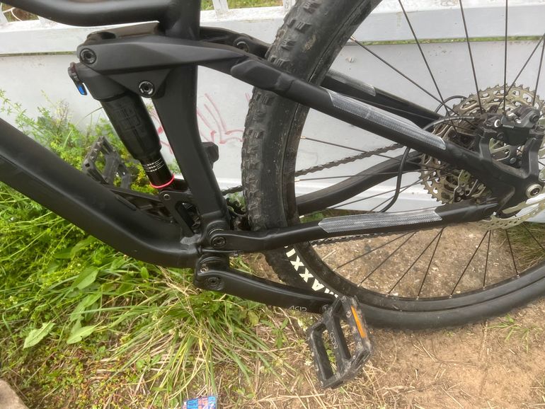 Used CUBE STEREO ONE22 RACE 2022 2022 Mountainbike, Black, 27.5, 29 — image 10 of 14