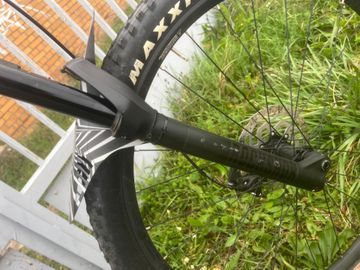 Used CUBE STEREO ONE22 RACE 2022 2022 Mountainbike, Black, 27.5, 29 — image 4 of 14