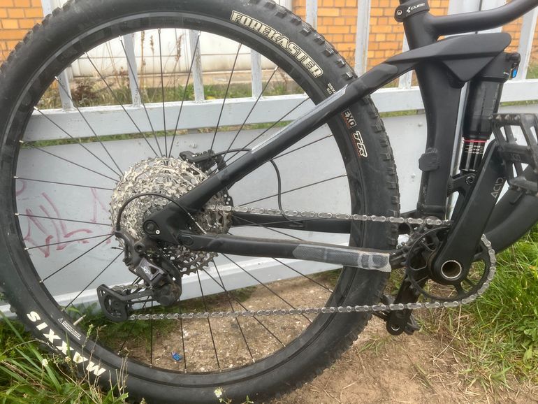 Used CUBE STEREO ONE22 RACE 2022 2022 Mountainbike, Black, 27.5, 29 — image 2 of 14