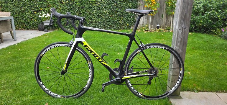 Used Giant TCR Advanced 1 2016 2016 Road & Gravel, Black — image 2 of 13