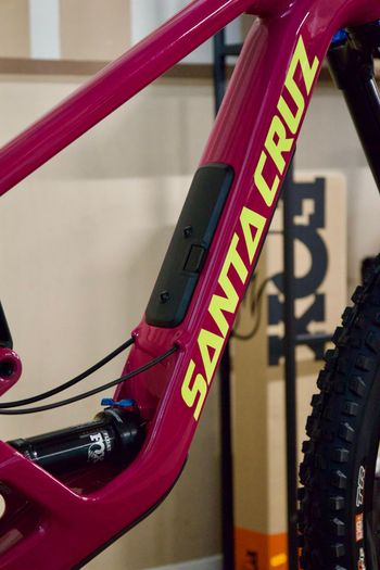 Used Santa Cruz Bronson Sram Eagle Transmission GX 2025 Mountainbike, Purple — image 4 of 18