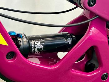 Used Santa Cruz Bronson Sram Eagle Transmission GX 2025 Mountainbike, Purple — image 15 of 18