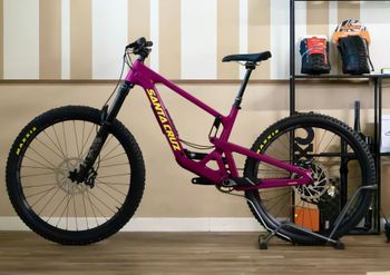 Used Santa Cruz Bronson Sram Eagle Transmission GX 2025 Mountainbike, Purple — image 2 of 18