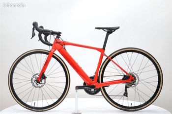 Used BMC Roadmachine AMP Three Électrique 28" 2023 Road & Gravel