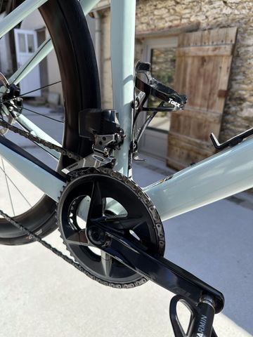 Used Cannondale SuperSix EVO SE 2023 2023 Road & Gravel, Green — image 10 of 27