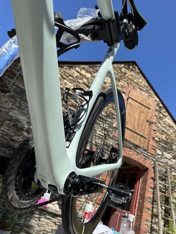 Used Cannondale SuperSix EVO SE 2023 2023 Road & Gravel, Green — image 16 of 27