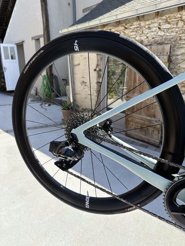 Used Cannondale SuperSix EVO SE 2023 2023 Road & Gravel, Green — image 25 of 27