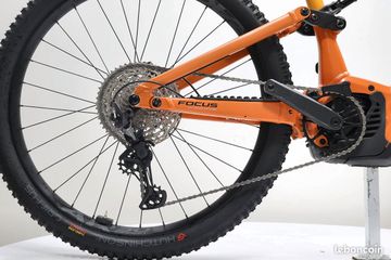 Used Focus Jam² 6.8 VTT Électrique 29 2023 Mountainbike, Orange — image 7 of 18