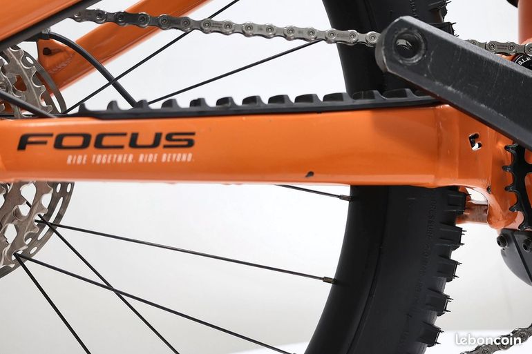 Used Focus Jam² 6.8 VTT Électrique 29 2023 Mountainbike, Orange — image 15 of 18