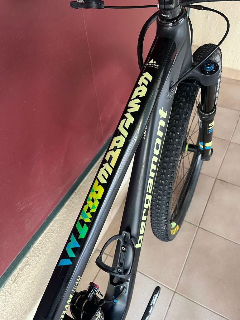 Used Bergamont Fastlane Team 2018 Mountainbike, Black — image 4 of 7