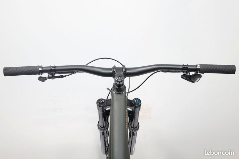 Used Specialized Stumpjumper Evo Ltd 2023 Mountainbike, Black — image 9 of 10
