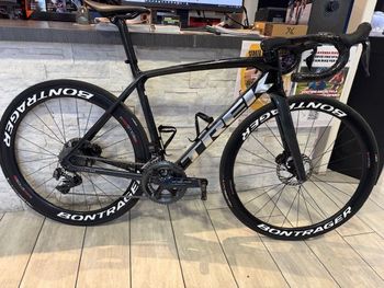 Used Trek Émonda SLR 9 2022 2022 Road & Gravel